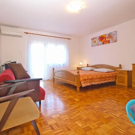 Apartments Marija 1638 Medulin