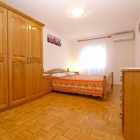 Apartments Marija 1638 Apartment Medulin