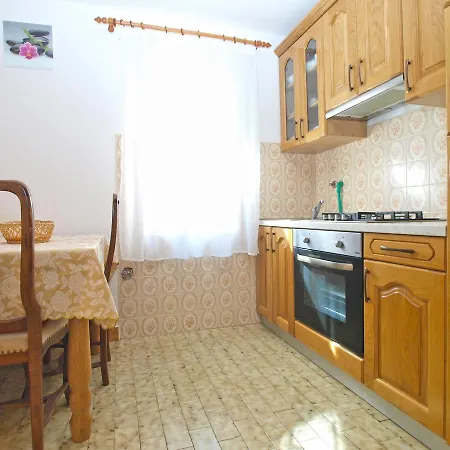 Apartments Marija 1638 Medulin