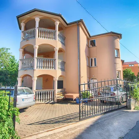 Appartement Apartments Marija 1638 *
